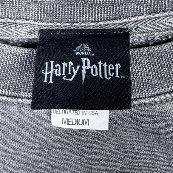 Harry Potter The Dark Mark Nagini Snake Deathly Hollow Adult Pullover Size M - Picture 3 of 6